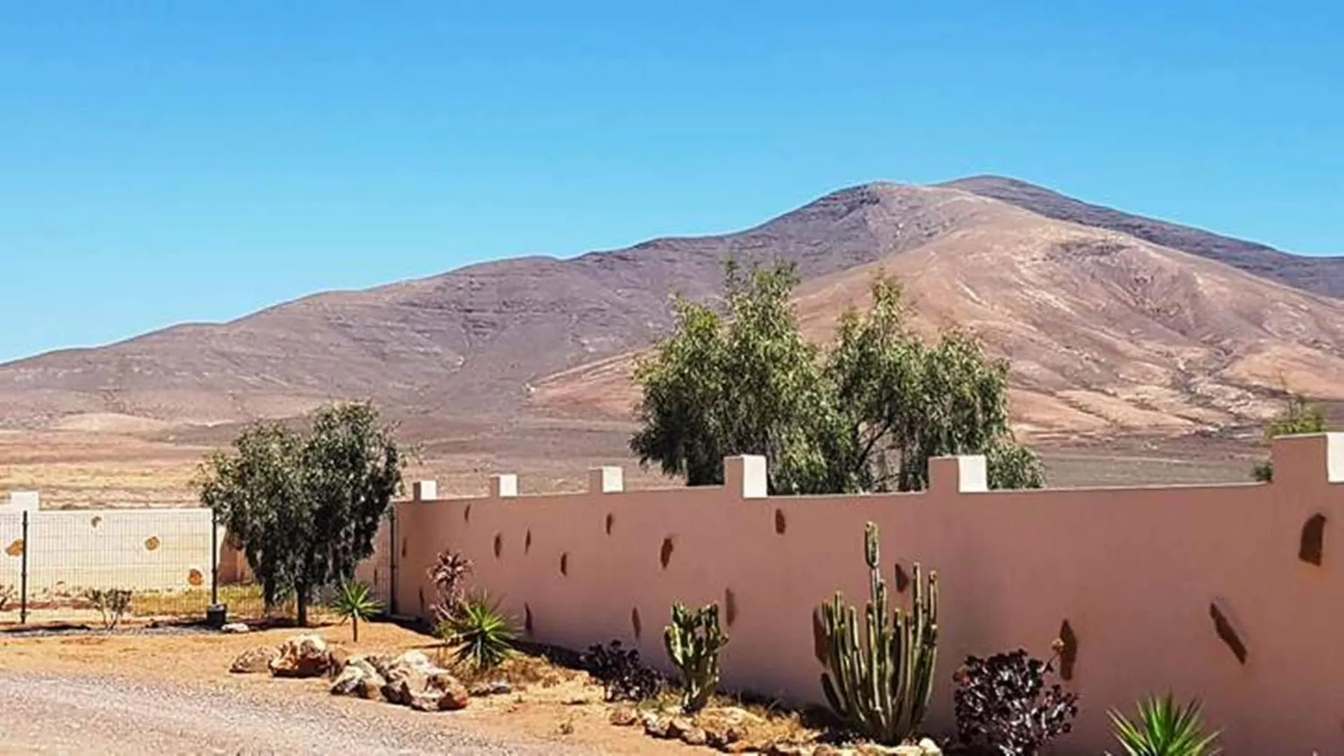 Finca El Lomo - Abseits Vom Massentourismus Triquivijate